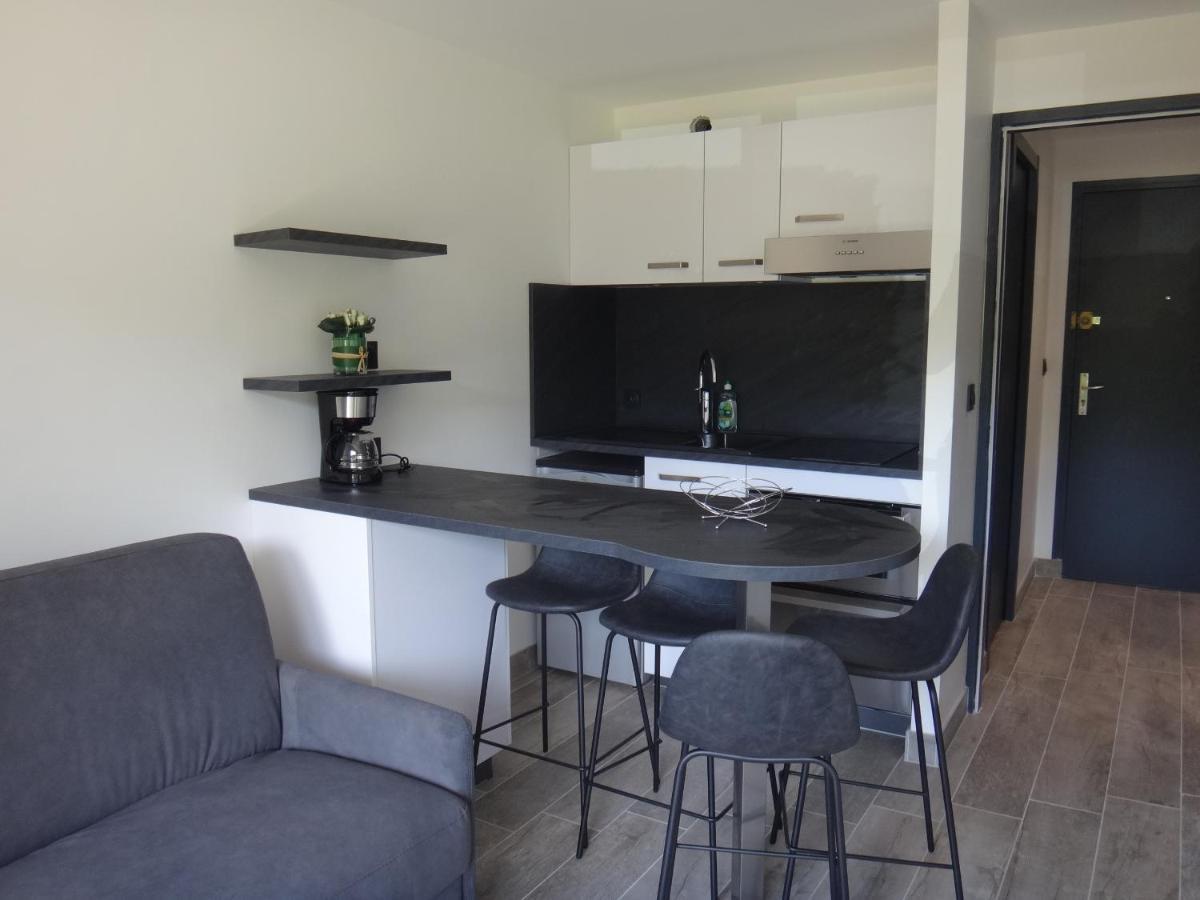 סלאנש Mont Blanc Holidays Dans Residence Avec Gardien מראה חיצוני תמונה
