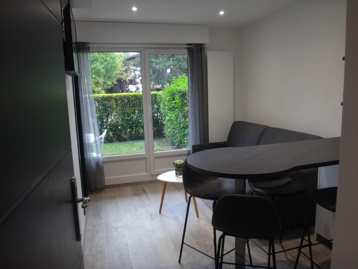 סלאנש Mont Blanc Holidays Dans Residence Avec Gardien מראה חיצוני תמונה